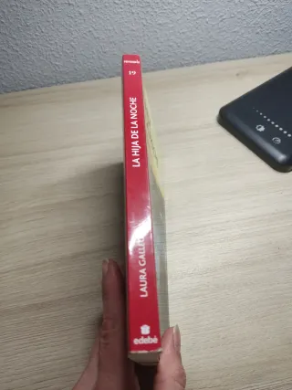 La hija de la noche (PERISCOPIO) (Spanish Edition)