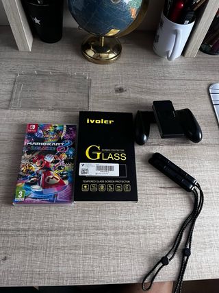 Nintendo Switch OLED Blanca + Mario Kart  8 Deluxe