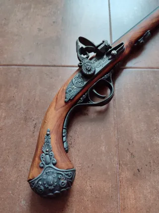 Pistola rifle antiguo decorativo época tercios esp
