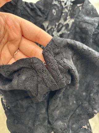 Top encaje manga larga negro