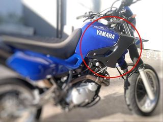 Par Carenados Laterais Depósito Yamaha XT 600 E