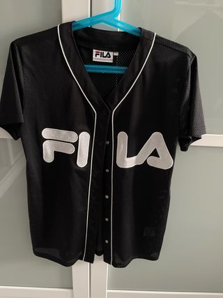 Camiseta Fila Negra y blanca