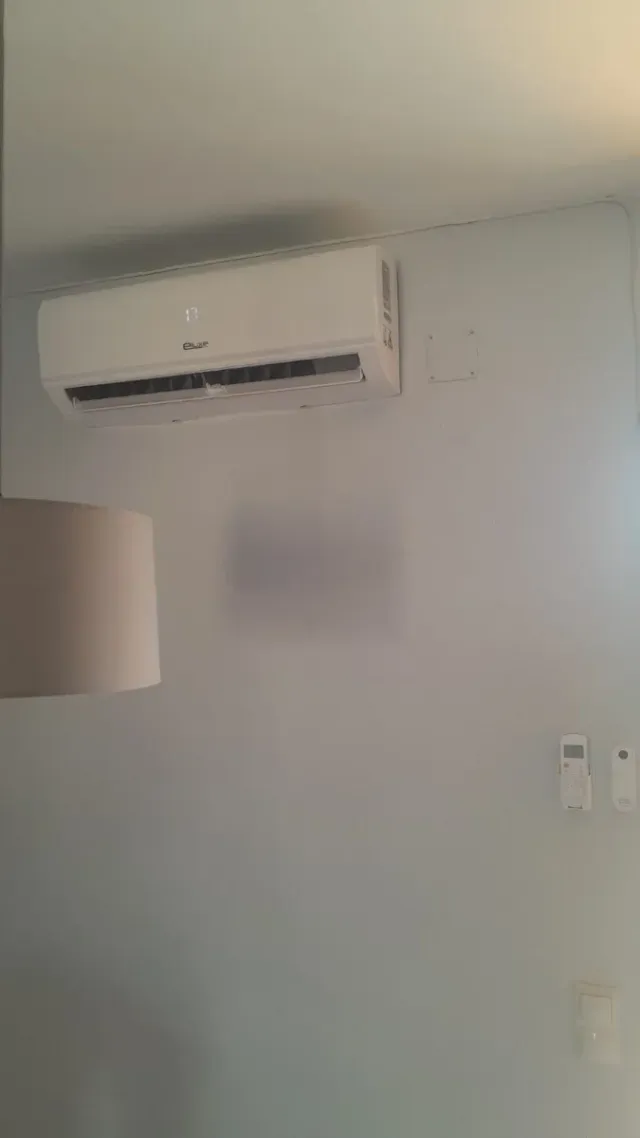 Installatore di condizionatori d'aria