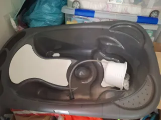Cambiador con bañera para bebé