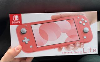 Nintendo Switch Lite Coral