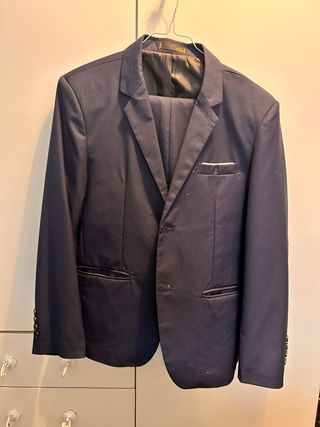 Traje de hombre azul