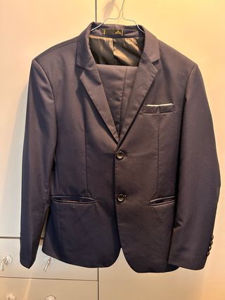 Traje de hombre azul
