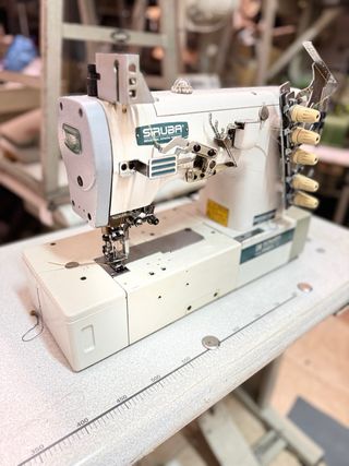 Máquina de coser RECUBRIDORA Siruba F007J