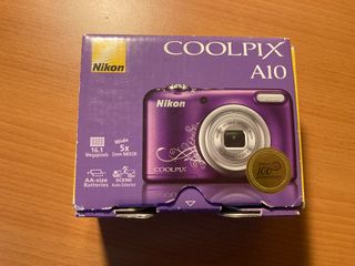 Cámara Nikon Coolpix A10 Morada