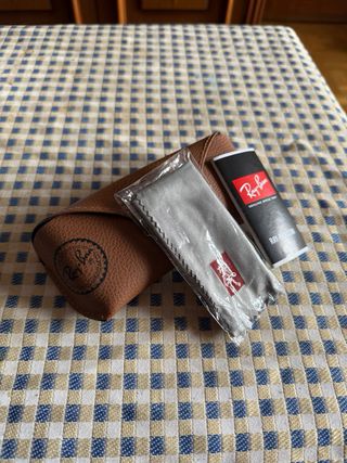 Gafas Ray-Ban New Wayfarer RB2132 Marrón