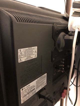 Televisión LG Negra  en buen estado