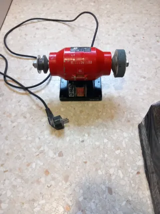 Afilador Eléctrico Rojo