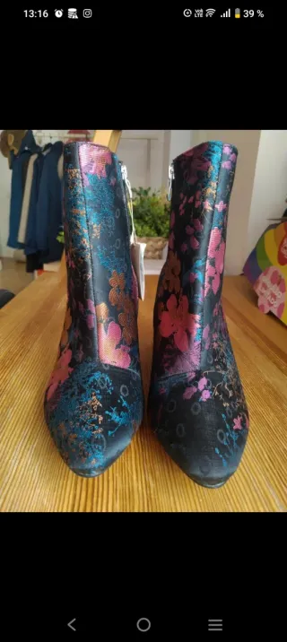 (solamente HOY) Botines 40 'STR'