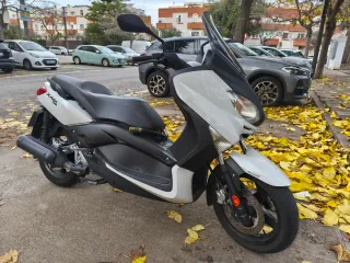 Yamaha X-Max 250 ABS 2011