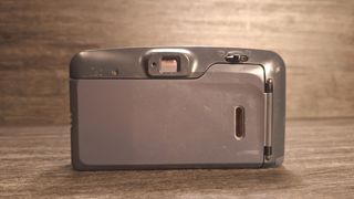 Cámara Yashica Zoomate 80 35mm Analógica