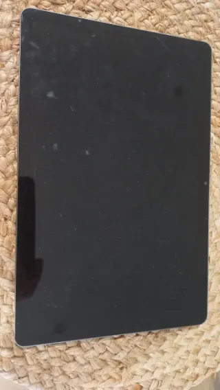 Tablet con Teclado y Lápiz