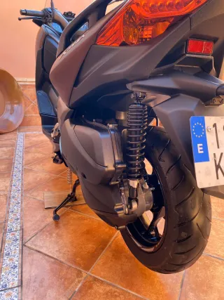 Yamaha X Max 300