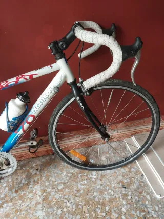 Bicicleta de carreras infantil Decathlon