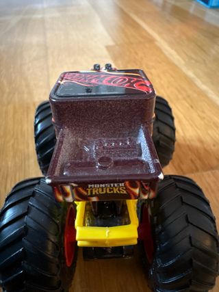 Hot Wheels Monster Truck Rojo y Negro