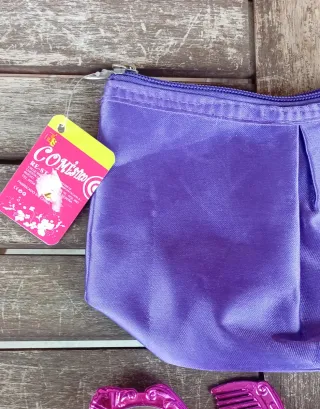 Lote accesorios niña: bolso, peines, pulsera