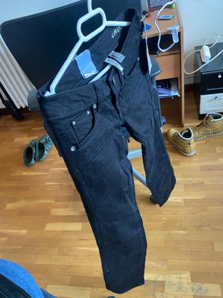 Pantalones vaqueros Mango negros Talla EUR 34