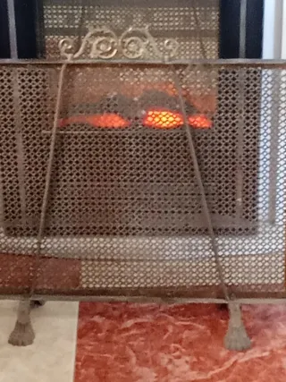 Pantalla chimenea antigua