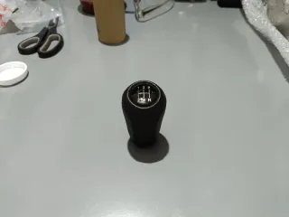 Pomo Freno y 2 pomos cambio originales.