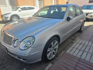 Mercedes-Benz Clase E 2005