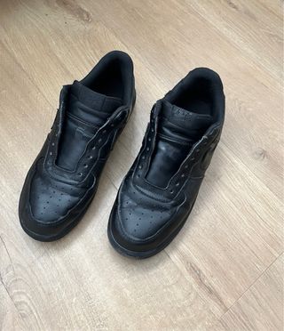 Nike Air Force 1 Negras