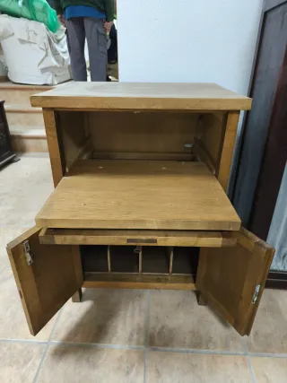 Mueble Tocadiscos Antiguo Madera