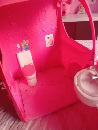 Autocaravana Barbie Rosa