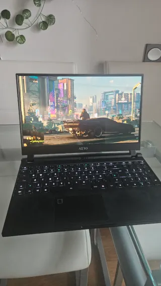 Gigabyte AERO 15 OLED Portátil Diseño Gráfico 3060