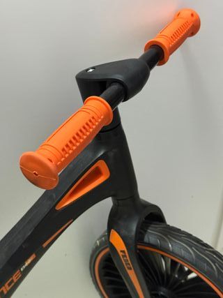 Bicicleta sin pedales FEBER para niños