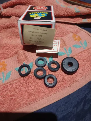 Juego Reparación Bomba Frenos Seat 127