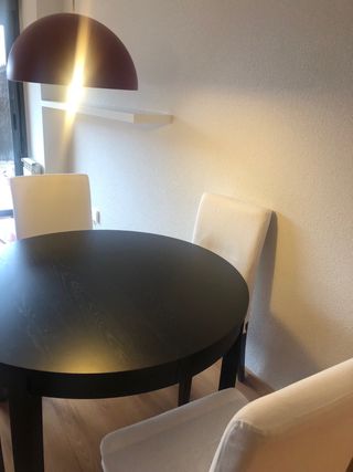 Mesa extensible y 4 sillas Ikea