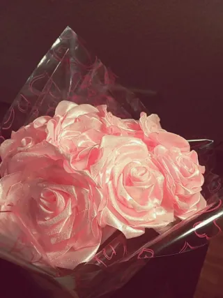 Ramo de rosas de tela rosa