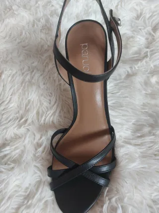 Sandalias de piel negras talla 40