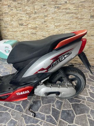Moto Yamaha Jog R de aire