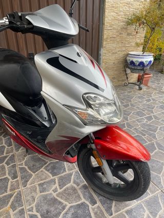 Moto Yamaha Jog R de aire