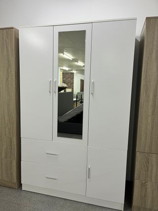 Nuevo armario de 3 puertas ECONOMICO!!