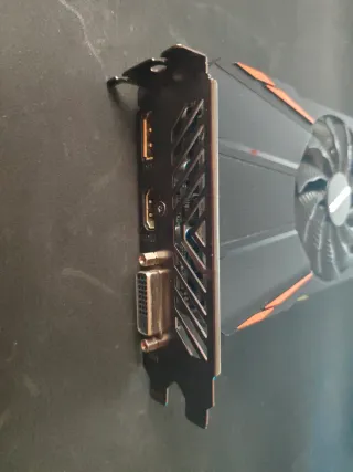 Tarjeta gráfica 1050ti