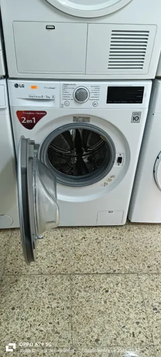 Lavadora y Secadora LG 8kg/5kg 1400 RPM