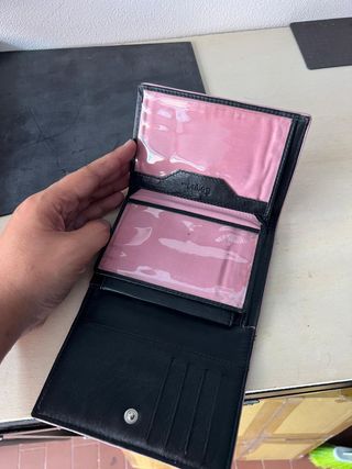 Portafoglio Segue nero e rosa