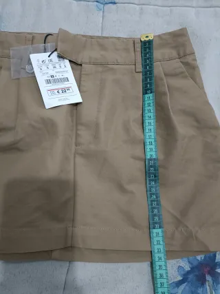 Falda mini Pull&Bear beige talla S