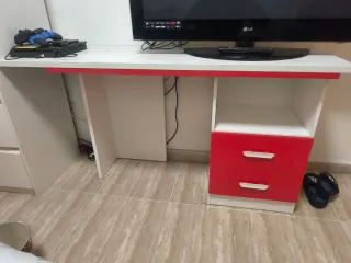 Escritorio 150x50x80 cm Venta por mudanza!!