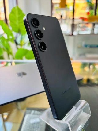 Samsung Galaxy S24 128GB Argento con Garanzia