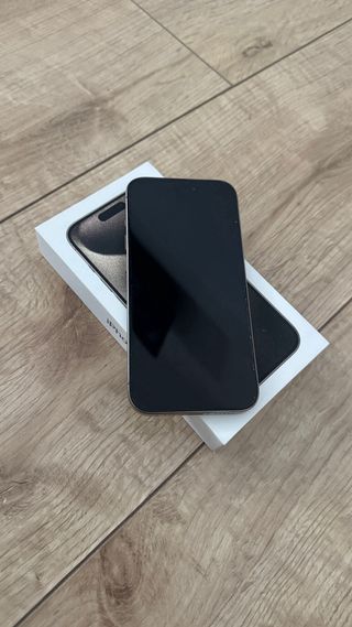 iPhone 15 Pro Plata 2024