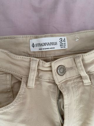 Pantalón cropped flare