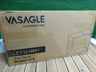VASAGLE Mesa Auxiliar con Multienchufe, Mesa Lateral Estrecha con Puertos USB, Sacos, Mesita de Noche, para SalÓn, Dormitorio, MarrÓn RÚstico y Negro LET311B01