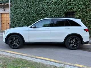 MERCEDES-BENZ Clase GLC 300 4MATIC con 258CV